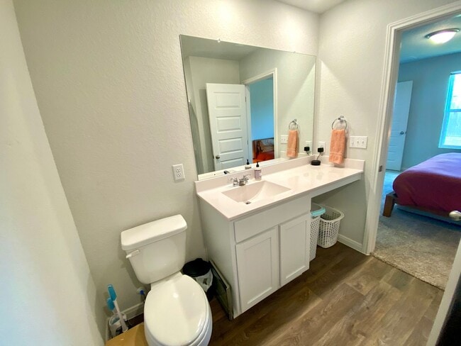 Building Photo - Modern Comfort Meets Peaceful Living – A s...
