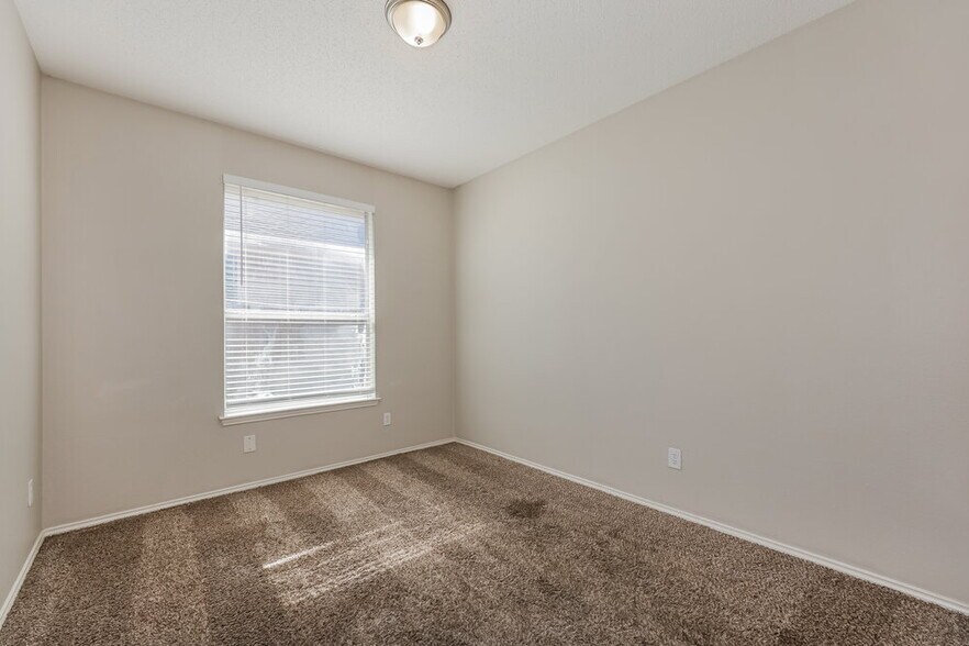 Building Photo - 1224 Parkwood Trail