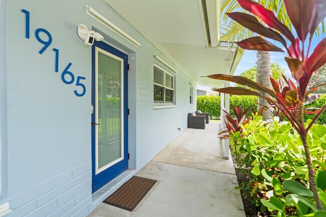 Primary Photo - 19165 SE Homewood Ave