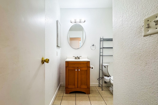 Building Photo - 4022 Abbey Terrace