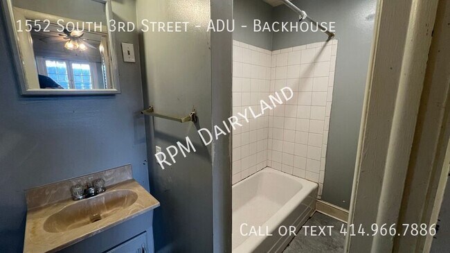 Building Photo - 1552 S 3rd St