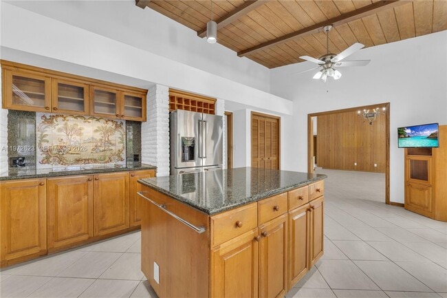 Building Photo - 15305 SW 74th Ct