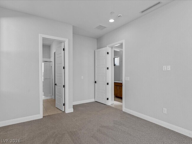 Building Photo - 980 Natural Harmony St