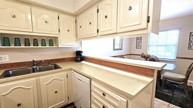 Building Photo - 3586 Cape Haze Dr