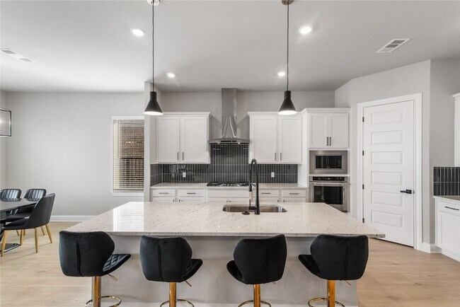 Building Photo - 2007 Tioga Vw Dr