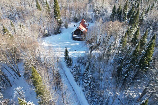 Building Photo - 12 Cloutiers Lp