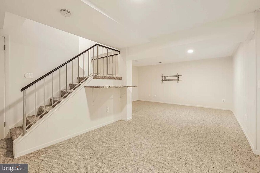 Building Photo - 2143 Colts Neck Ct