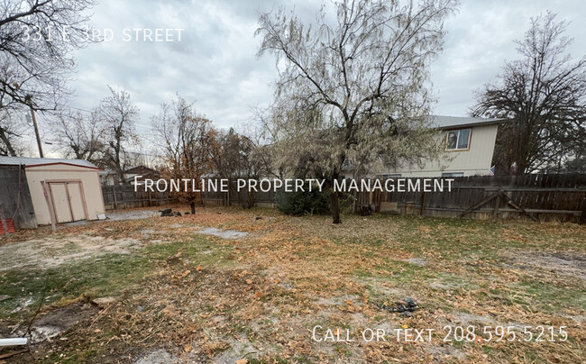 Building Photo - Charming older home in Downtown Meridian