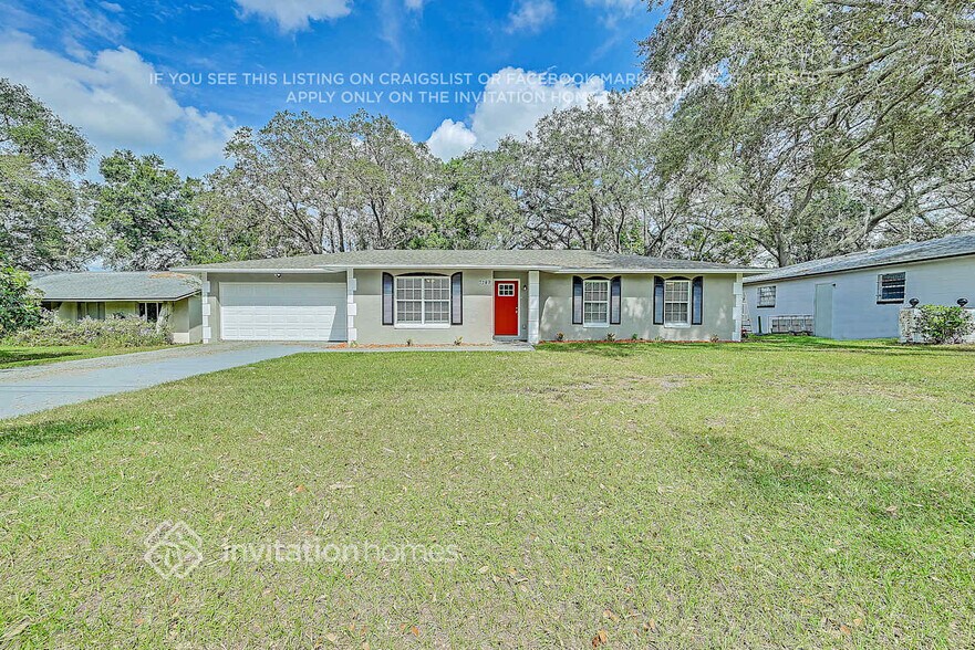 Building Photo - 7249 Laurel Hill Dr