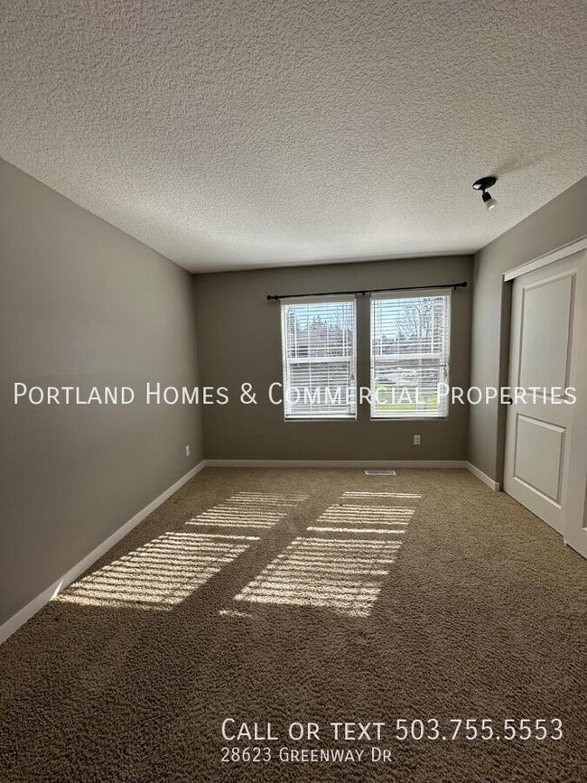 Building Photo - 3 Bed 2 1/2 Bath Wilsonville Gem ** $300 o...