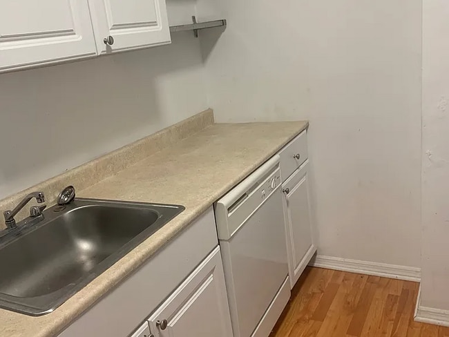 Building Photo - Lawrenceville Super spacious townhome