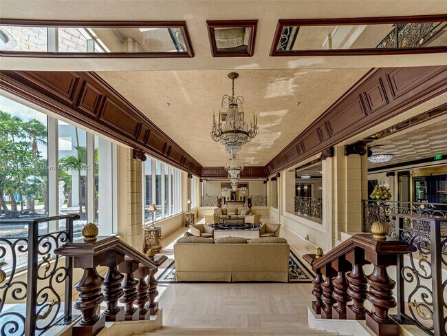 Building Photo - 2030 S Ocean Dr