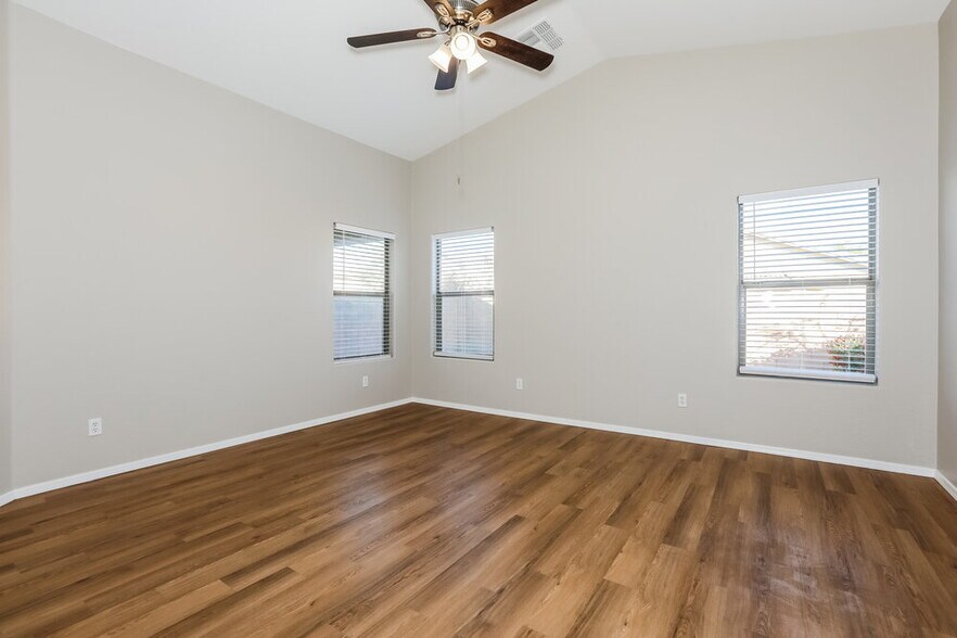 Building Photo - 3756 W Yellow Peak Dr
