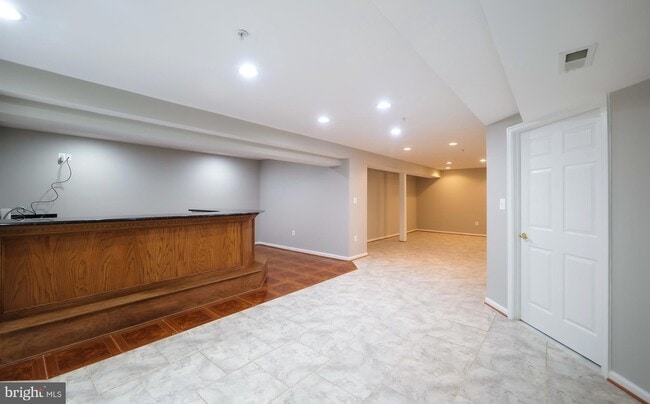 Building Photo - 7709 Killbarron Dr