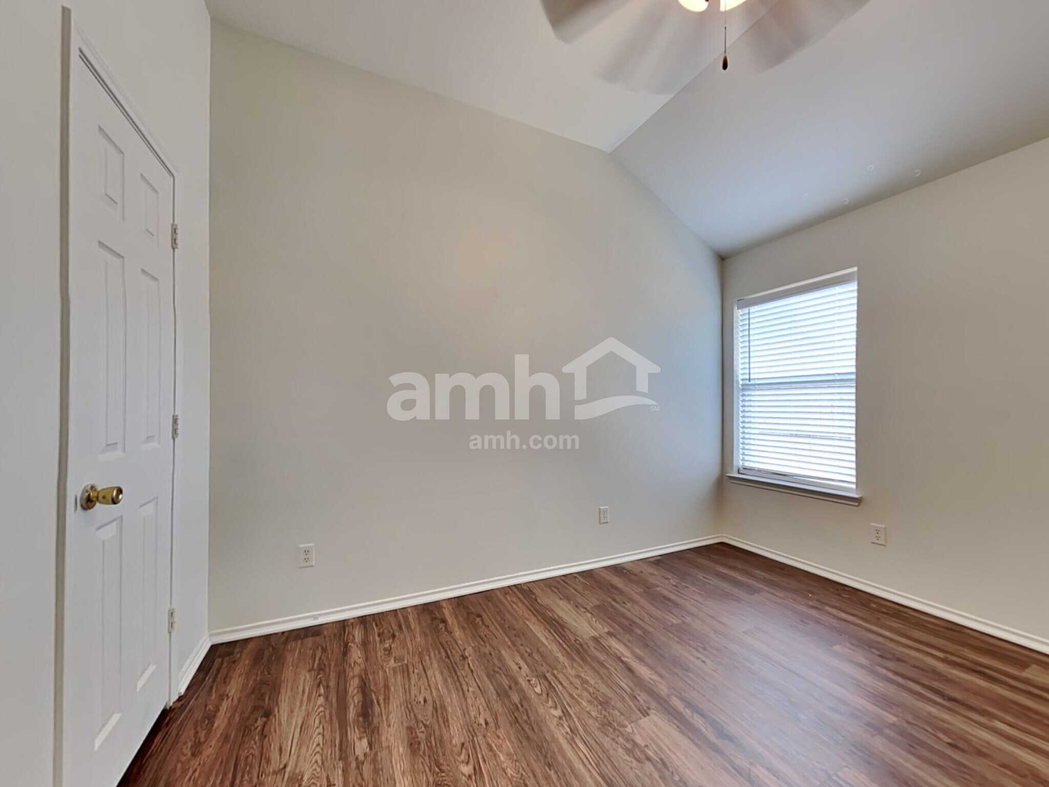 Building Photo - 1410 Loma Linda Ter