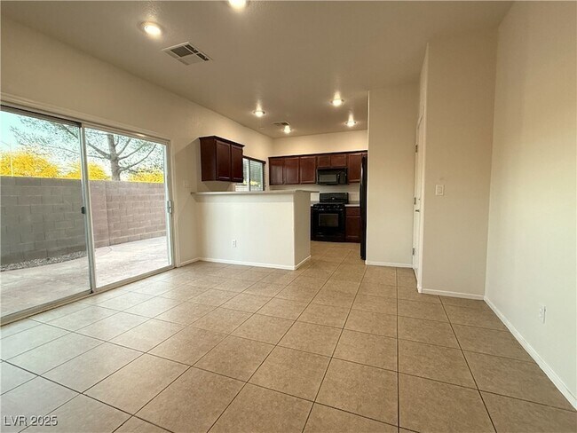 Building Photo - 1026 Appaloosa Hills Ave