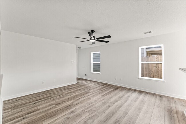 Building Photo - 2746 Piney Lake Ct