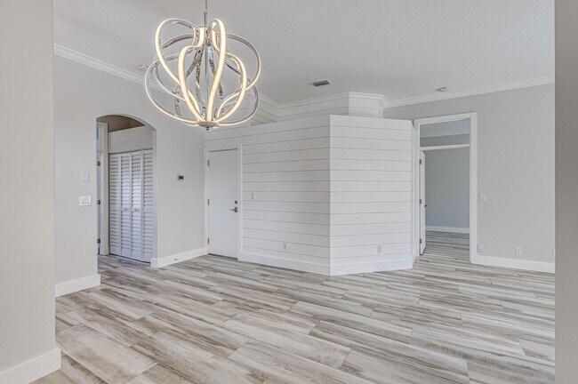 Building Photo - 146 Monterey Pointe Dr