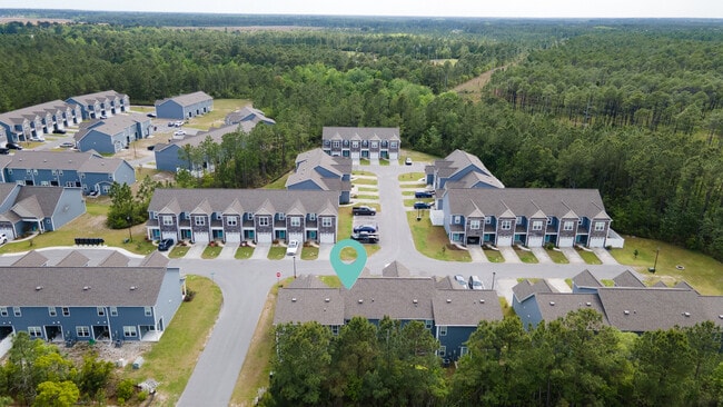 Building Photo - 202 N Stingray Ln