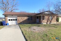 Building Photo - 1103 Robertson Ave