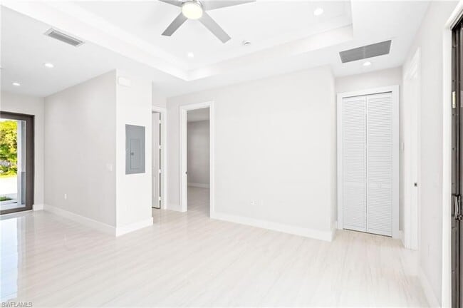 Building Photo - 2064 55th Terrace SW