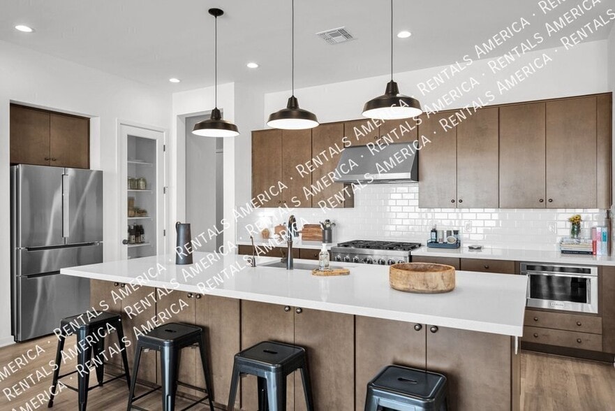 Building Photo - 22700 E Arroyo Verde Dr