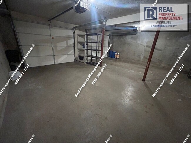 Building Photo - 44 Pinewood Rd