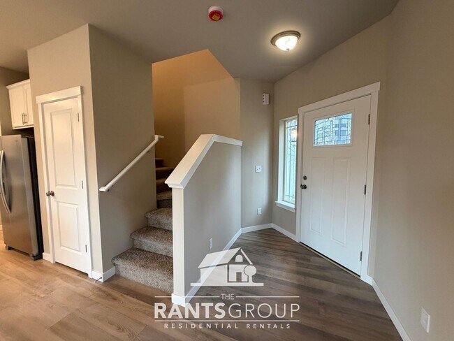 Building Photo - 416 - Leah's Landing