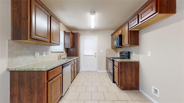 Building Photo - 812 Parkplace Ridge