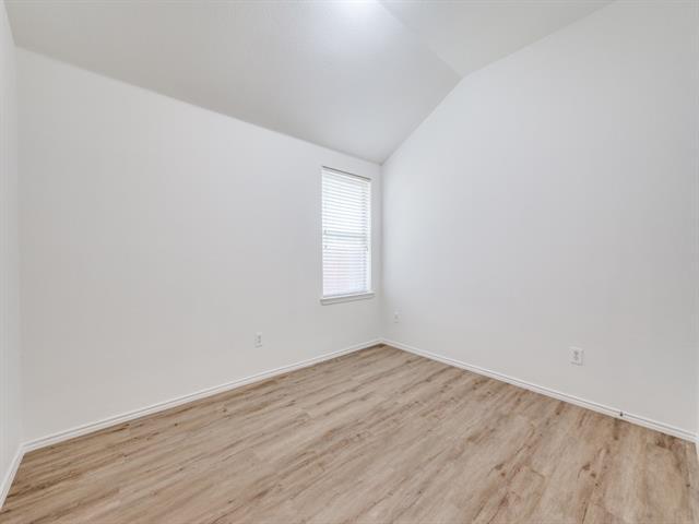 Building Photo - 3904 Coloma Dr