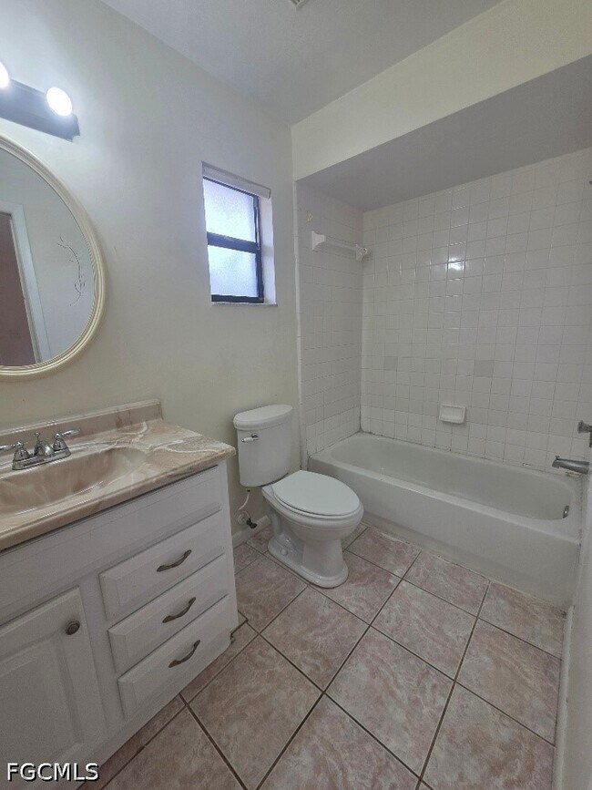 Building Photo - 202 Eaglesmere Dr