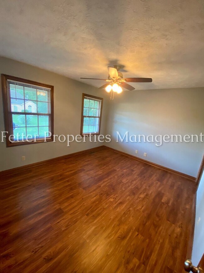Building Photo - Beautiful 3 Bedroom Northside Home!