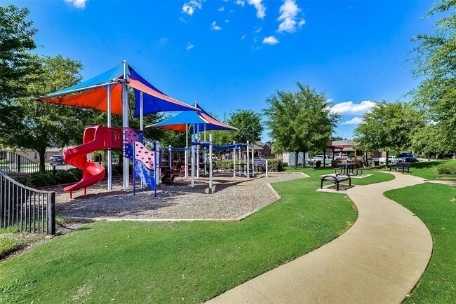 Building Photo - Beautiful 3 Bedroom Duplex in Lavon, TX!