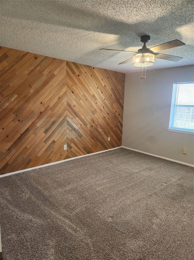 Building Photo - 12419 Sparrow Ct