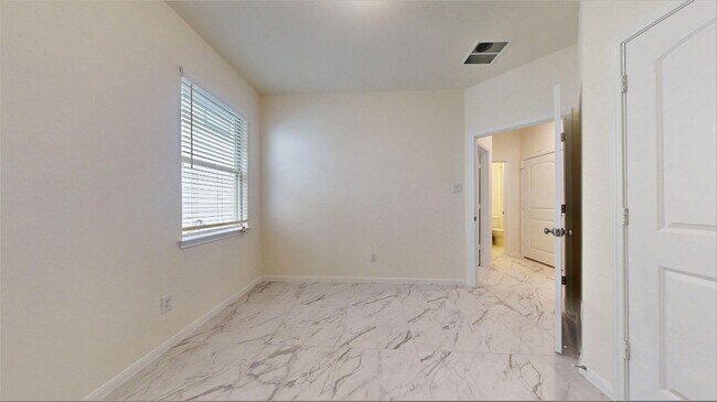 Building Photo - 10434 Astor Pt Trl