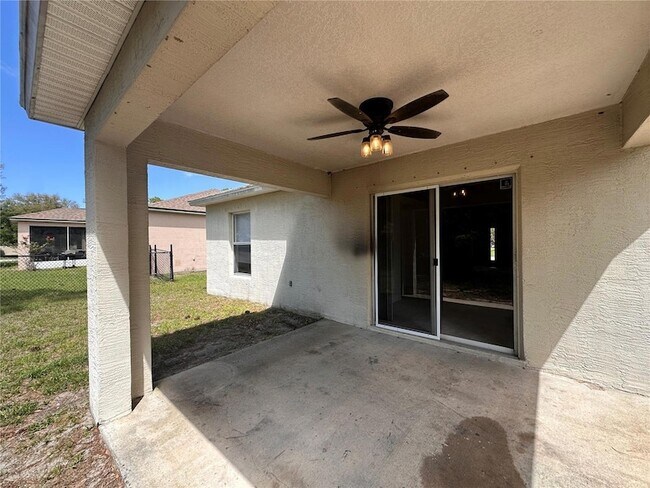 Building Photo - 33 Rybark Ln