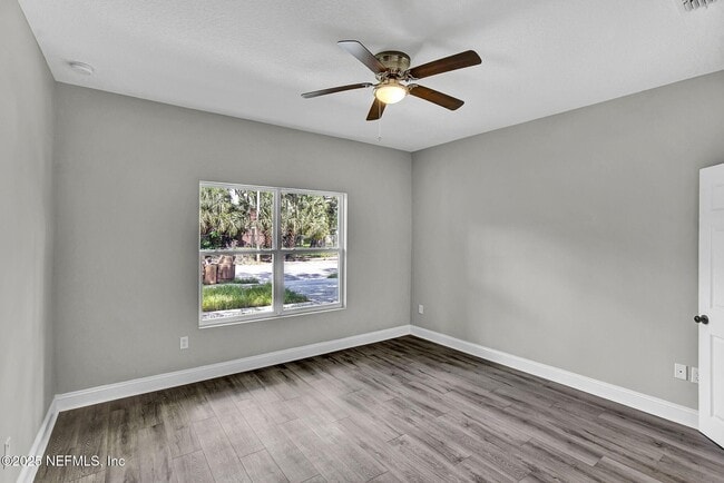 Building Photo - 938 Alderside St