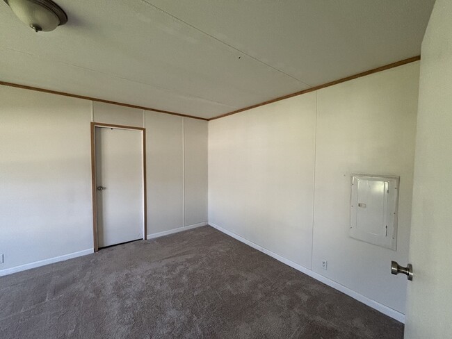 Building Photo - 10111 Piney Creek Ct