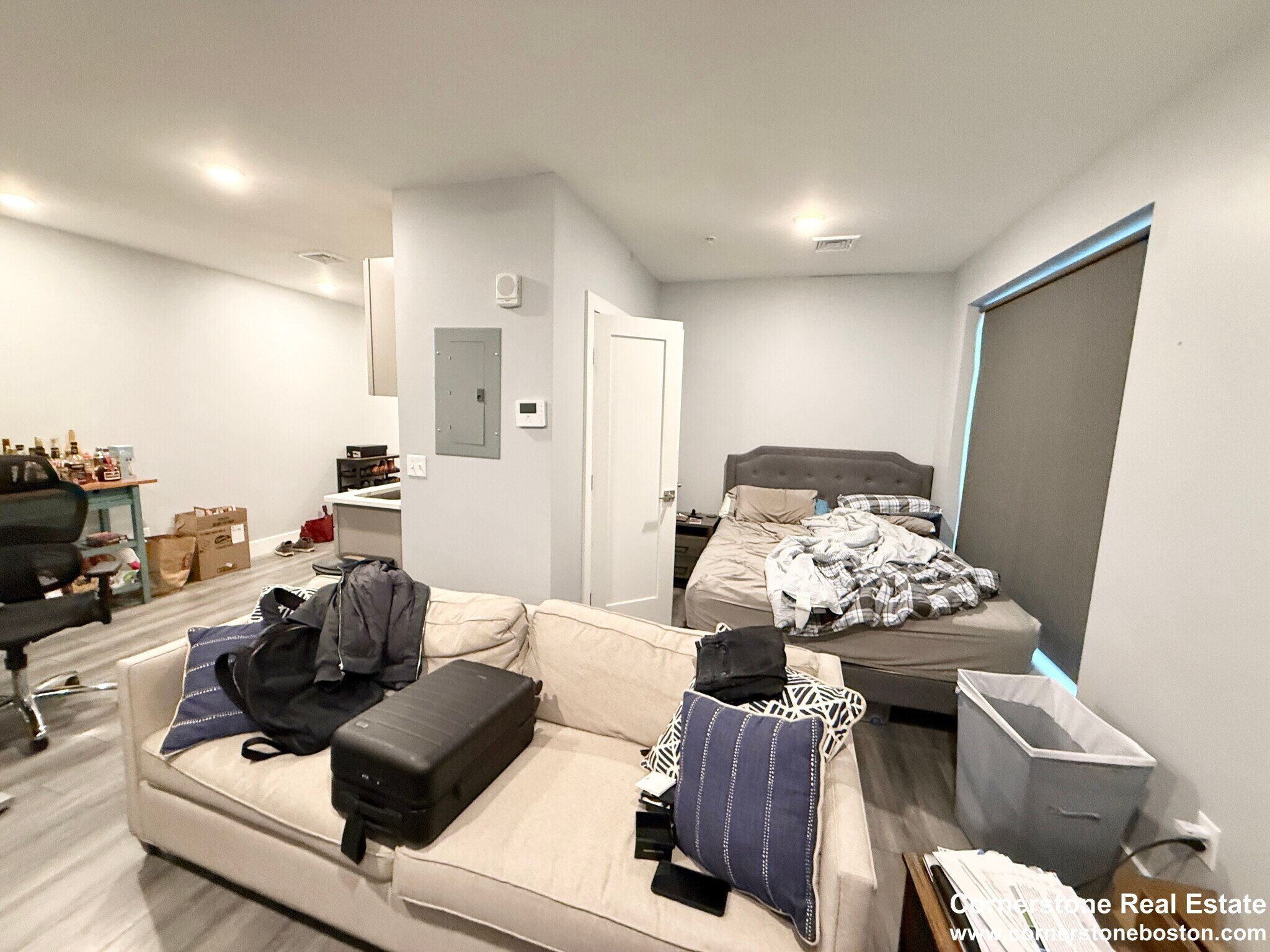 Building Photo - 55 W Fifth St