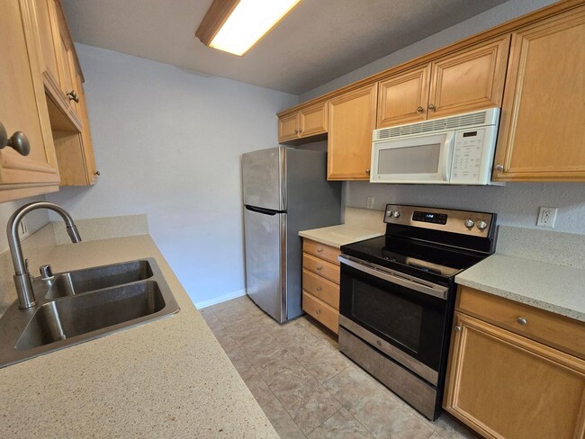 Primary Photo - Spacious 2-Bedroom, 2-Bath Top-Floor Unit ...