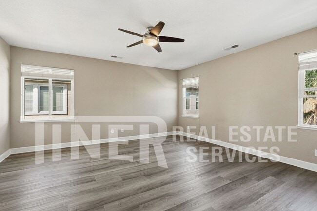 Building Photo - 5444 Noyack Way