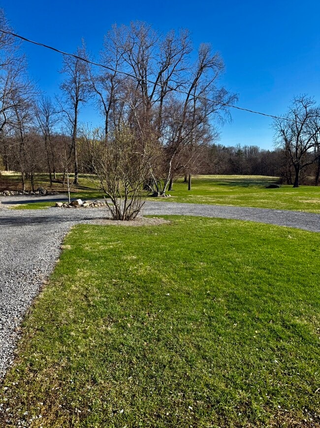 Building Photo - 1213 Glenwood Heights Rd