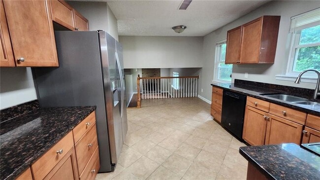 Building Photo - 4011 Pinehurst Pl