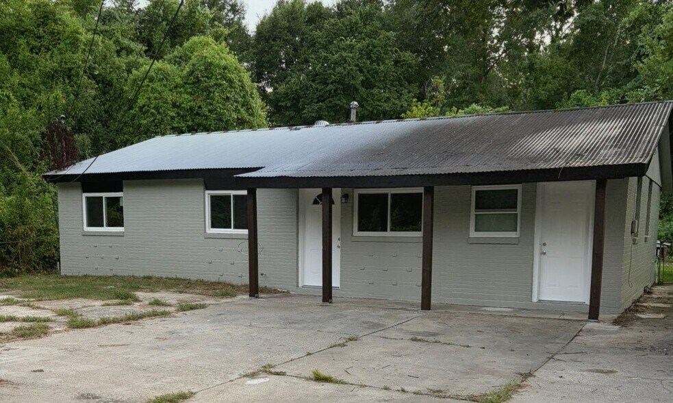Building Photo - 12071 Constance St