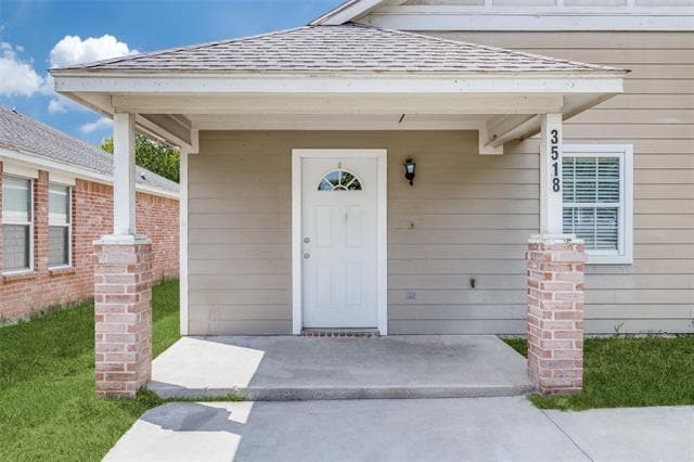 Building Photo - 3518 8th Ave