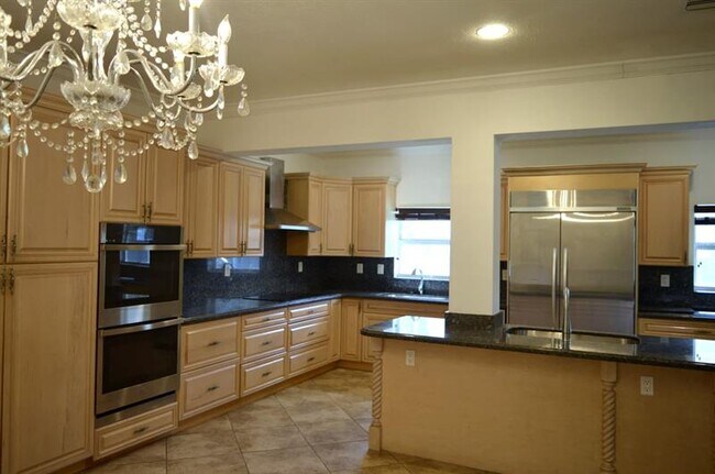 Building Photo - 3701 Starboard Ave
