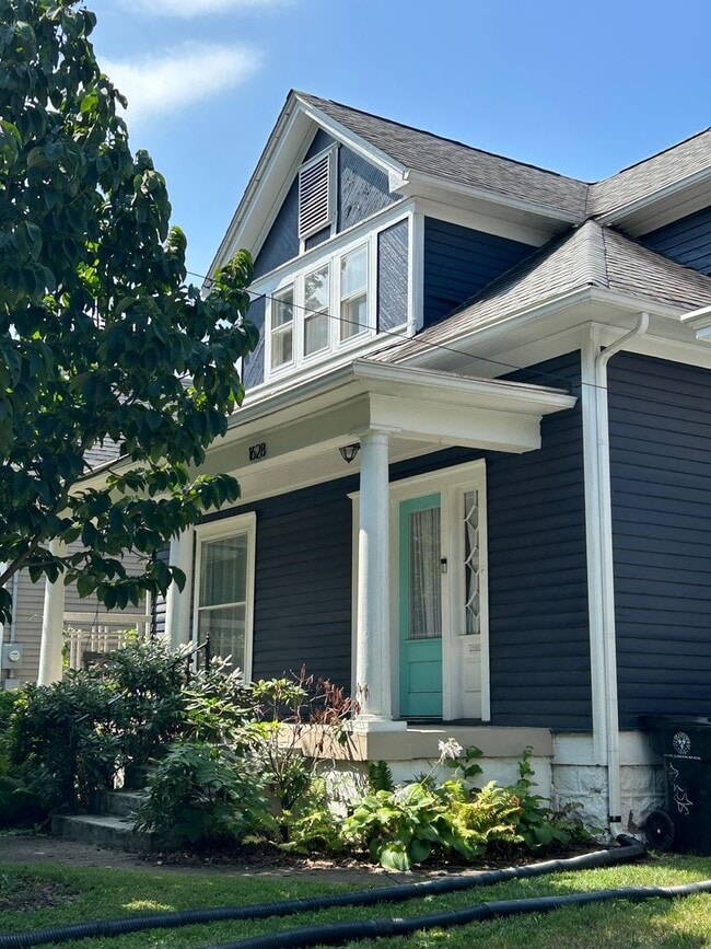 Building Photo - Deer Park 3 Bed 2 Bath Bungalow