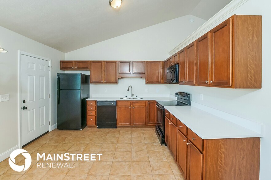 Building Photo - 6741 Casa Bella Dr