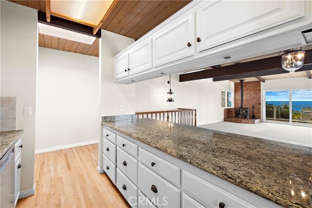 Building Photo - 1010 Tia Juana St