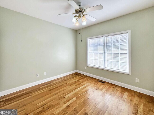 Building Photo - 239 Gallery Ct